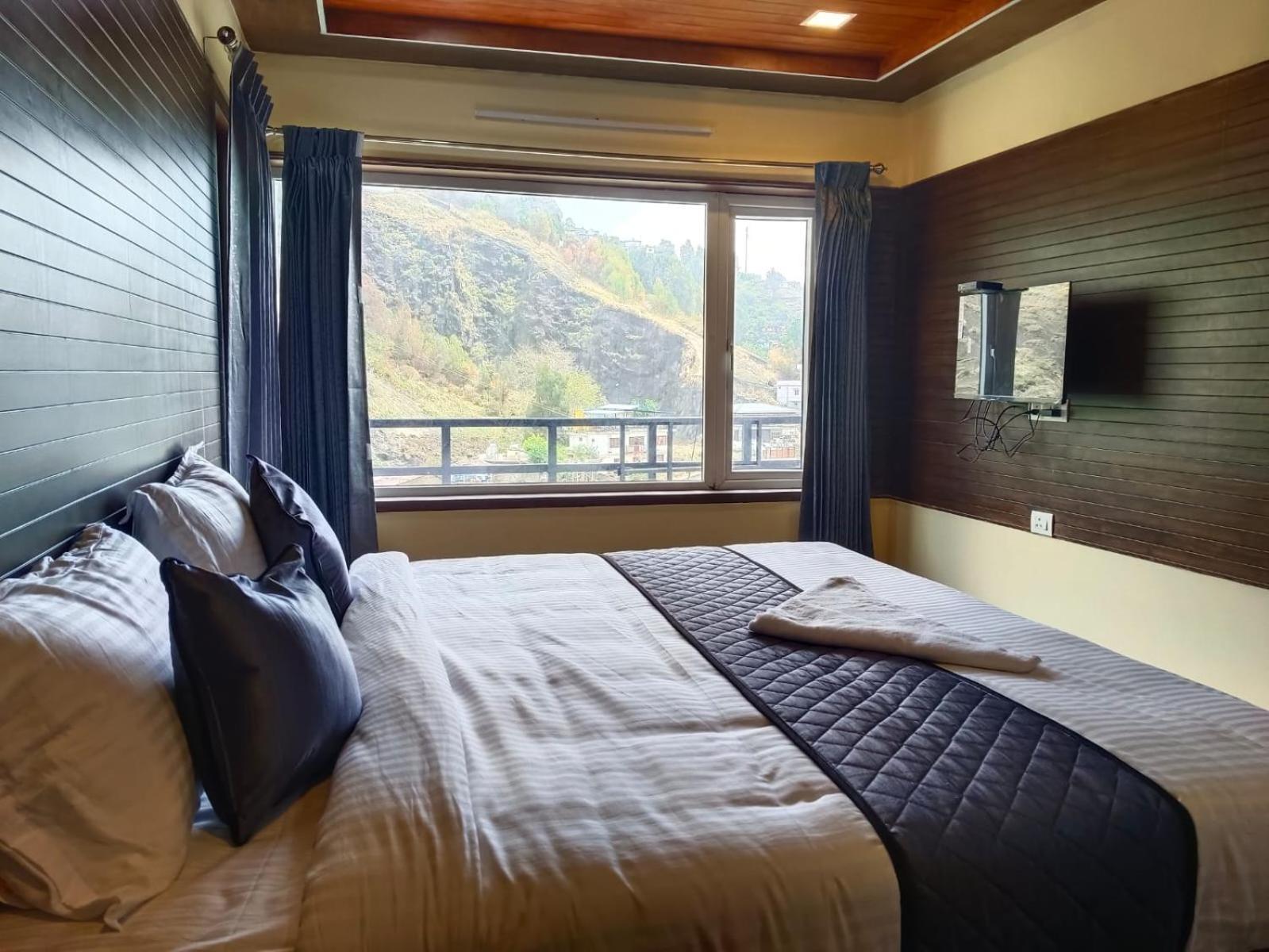 Misty Valley Inn Кодайканал Экстерьер фото